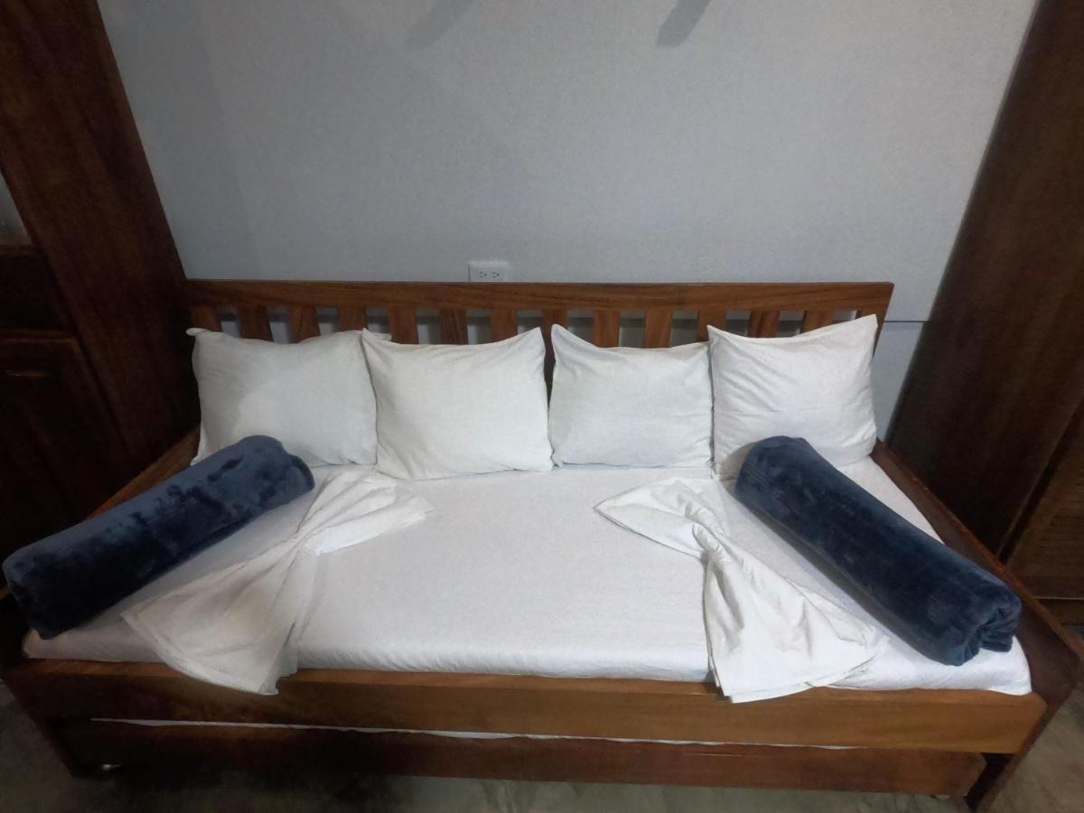 Casa Cecilia Beach Front Playa Santa Teresa  ภายนอก รูปภาพ