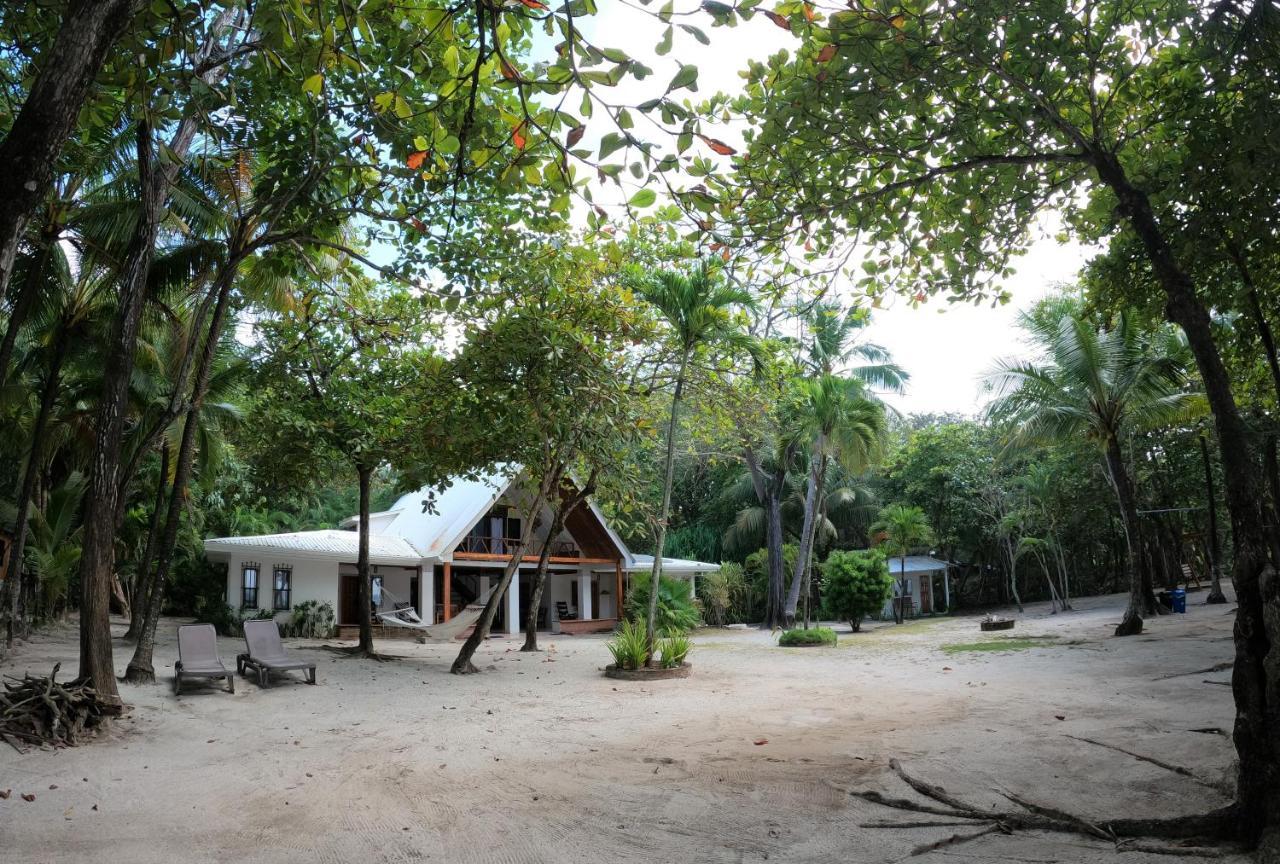 Casa Cecilia Beach Front Playa Santa Teresa  ภายนอก รูปภาพ