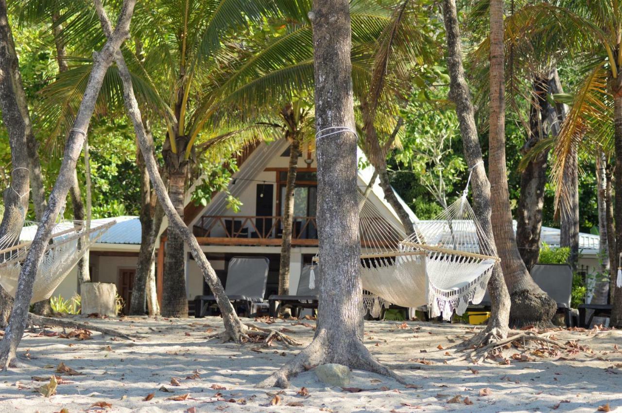 Casa Cecilia Beach Front Playa Santa Teresa  ภายนอก รูปภาพ