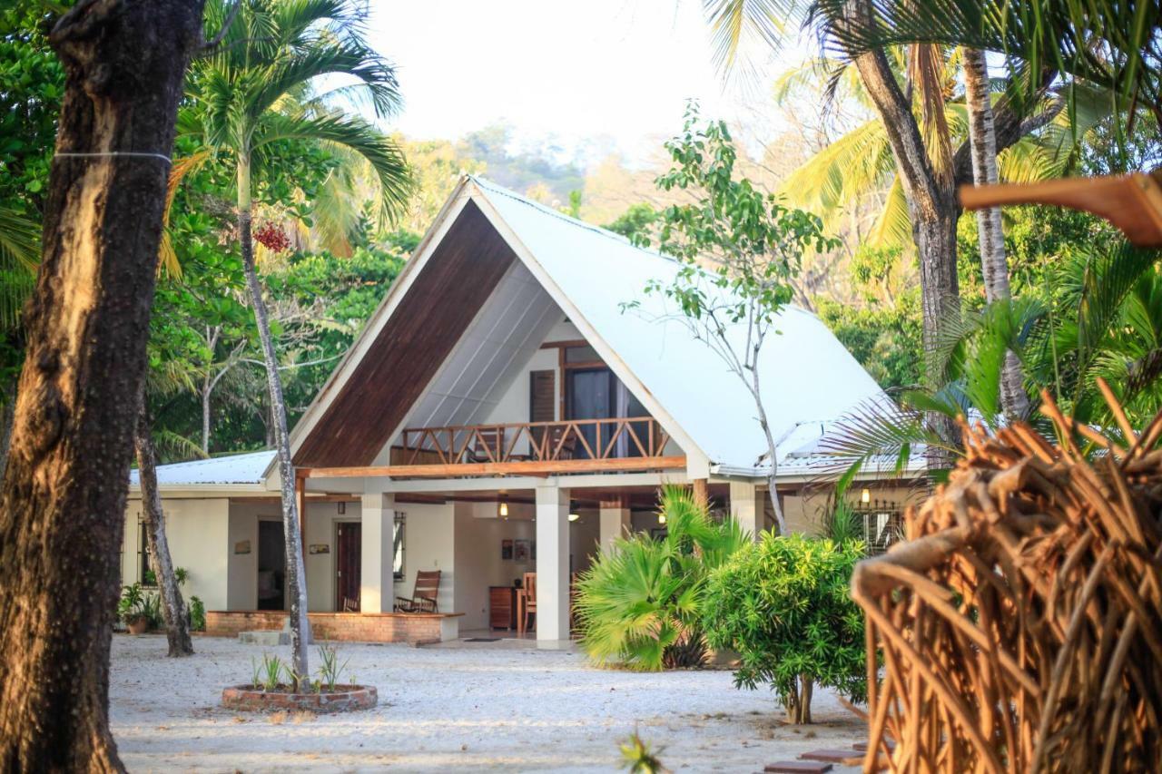 Casa Cecilia Beach Front Playa Santa Teresa  ภายนอก รูปภาพ